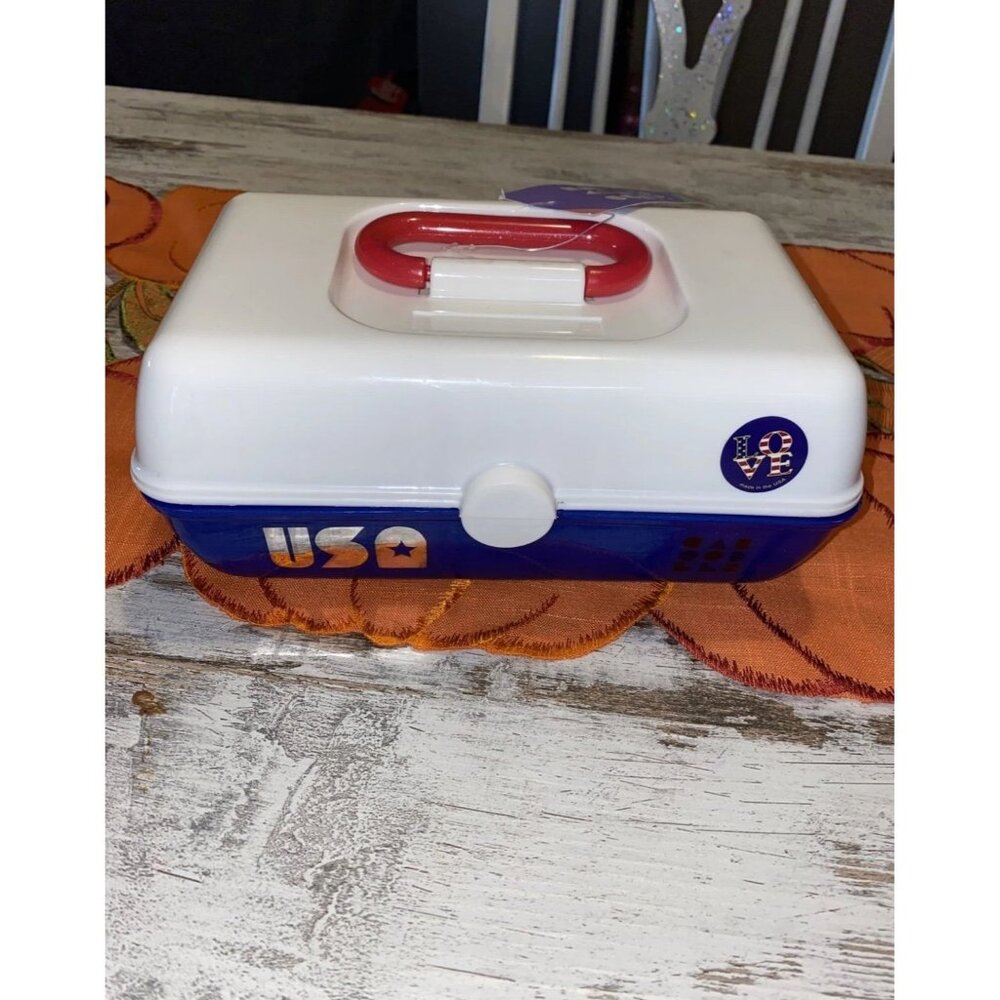 Caboodles Pretty in Petite USA Retro Makeup Organizer with Mirror – 90s Remake
